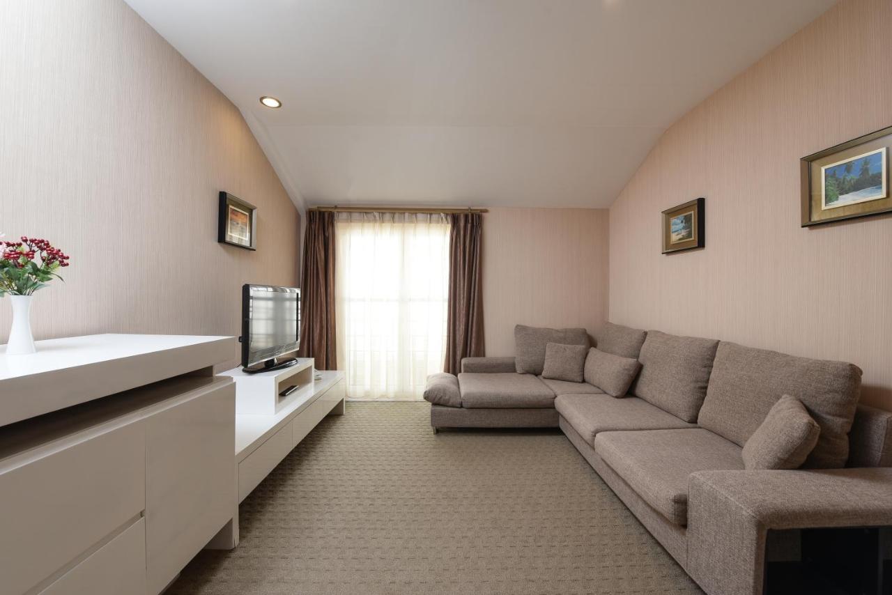 Family Hotel Zane Pag Town Bagian luar foto